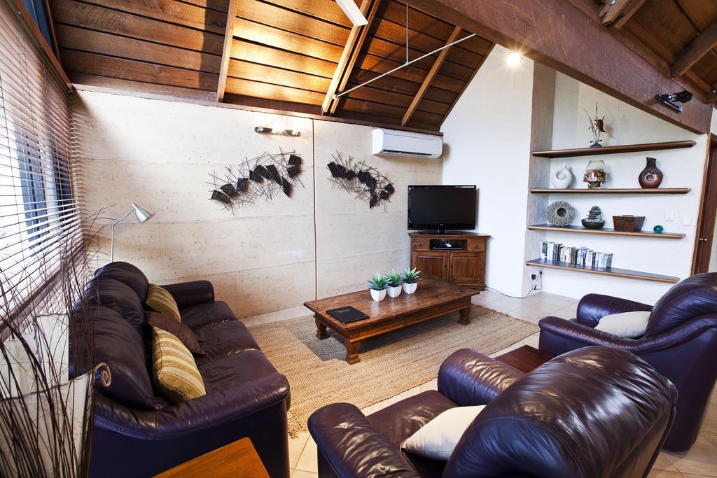 דנסבורו Whalers Cove Villas חדר תמונה